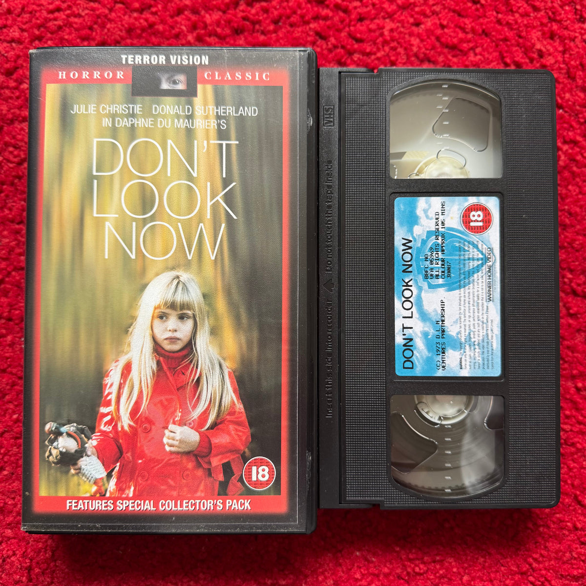 Don't Look Now VHS Video (1973) S038087