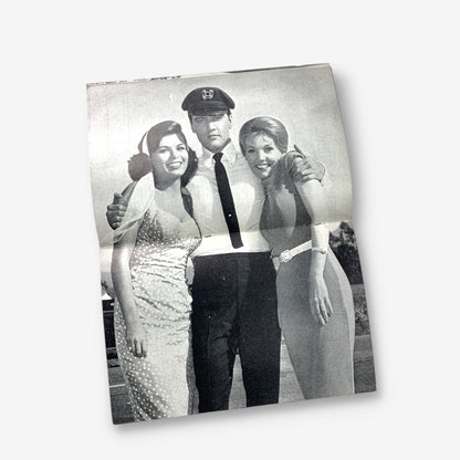 Elvis Monthly Issue 8 - 1963 Elvis Presley A6 Paper Magazine