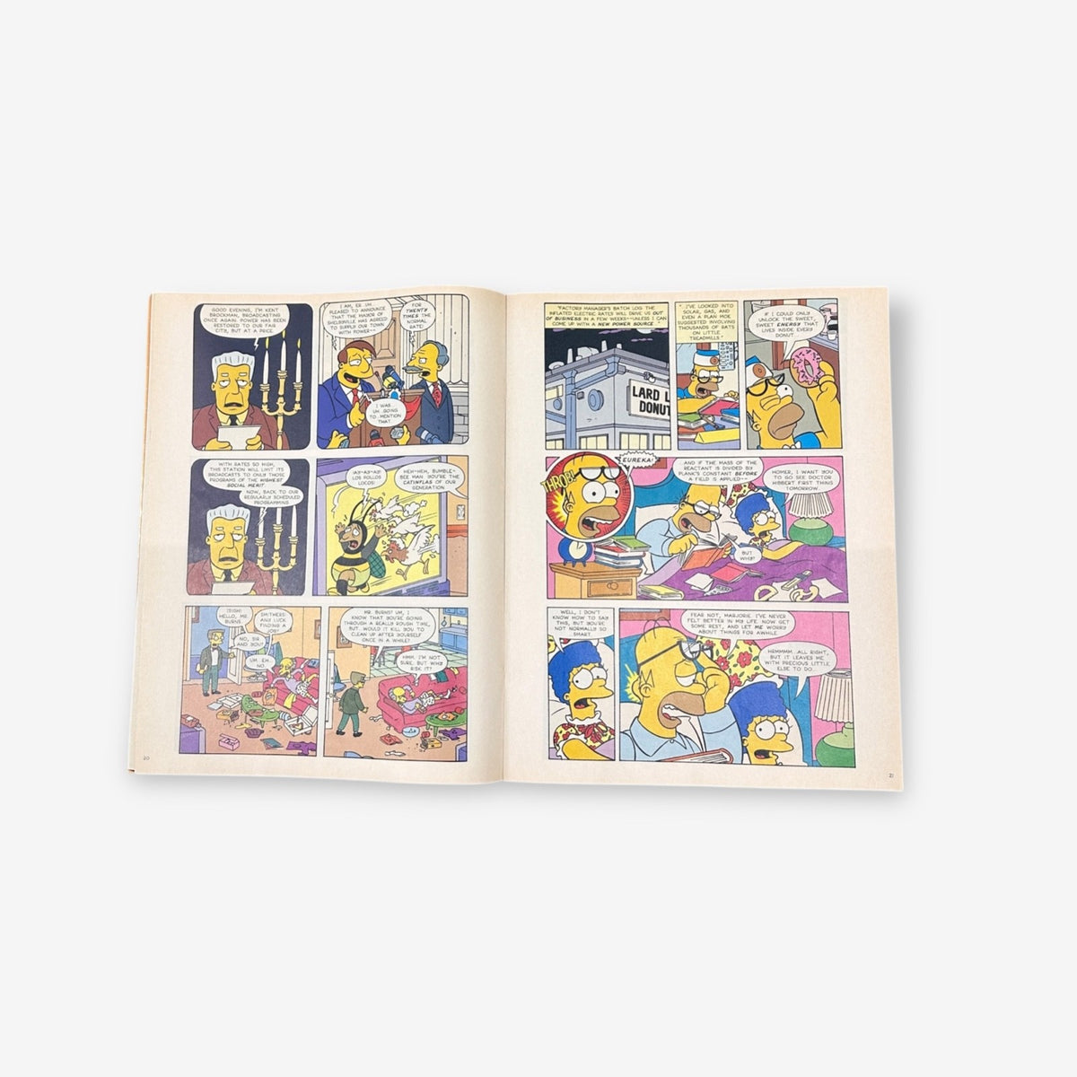 2004 Lard Lad Donuts - Simpsons Comics Magazine Issue 93