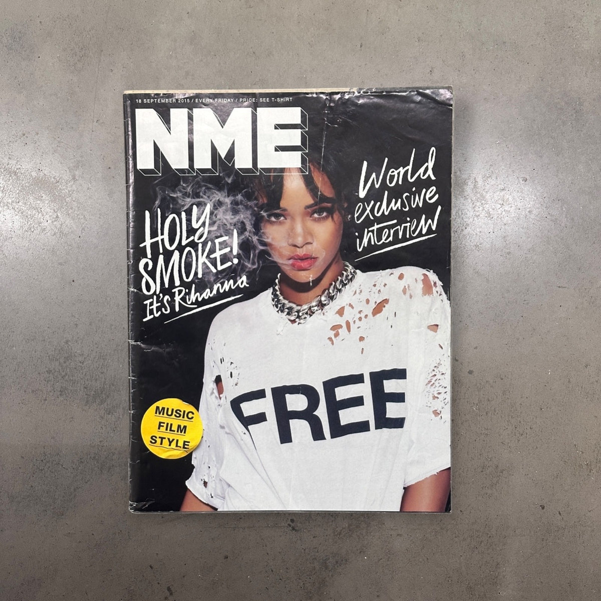 2015 Rihanna - Holy Smoke! - NME Magazine