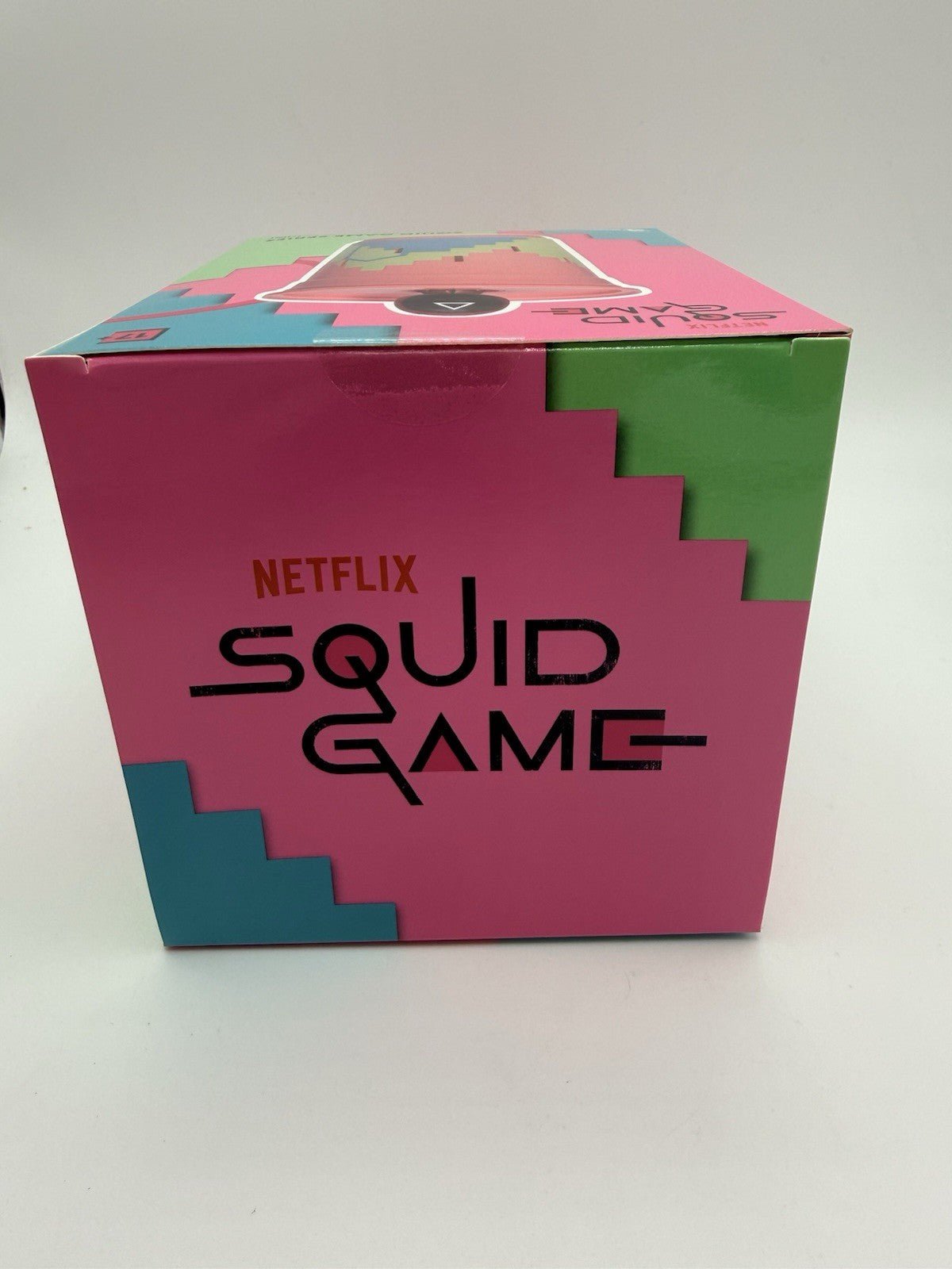 Netflix Squid Game Surprise Pick Game Soldier – Sealed – Beast Kingdom